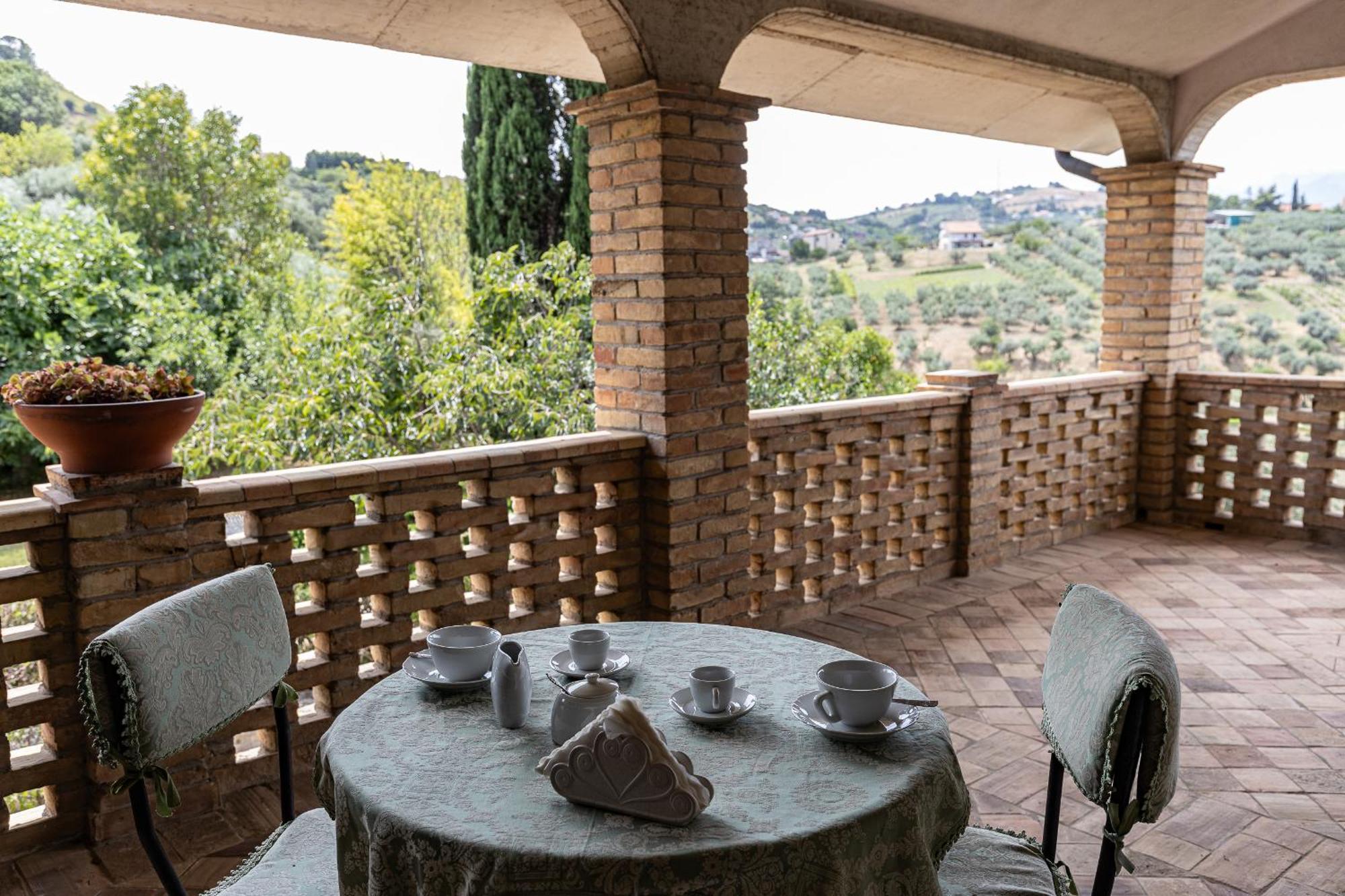 B&B Villa Dei Desideri Chieti Eksteriør bilde